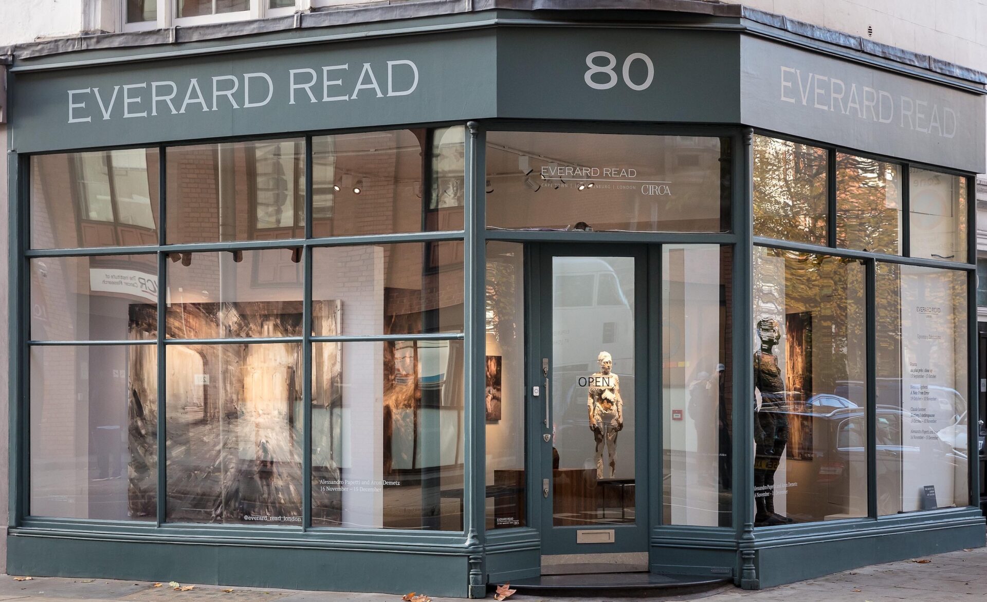 Everard Read London gallery. Photo credit: Everard Read